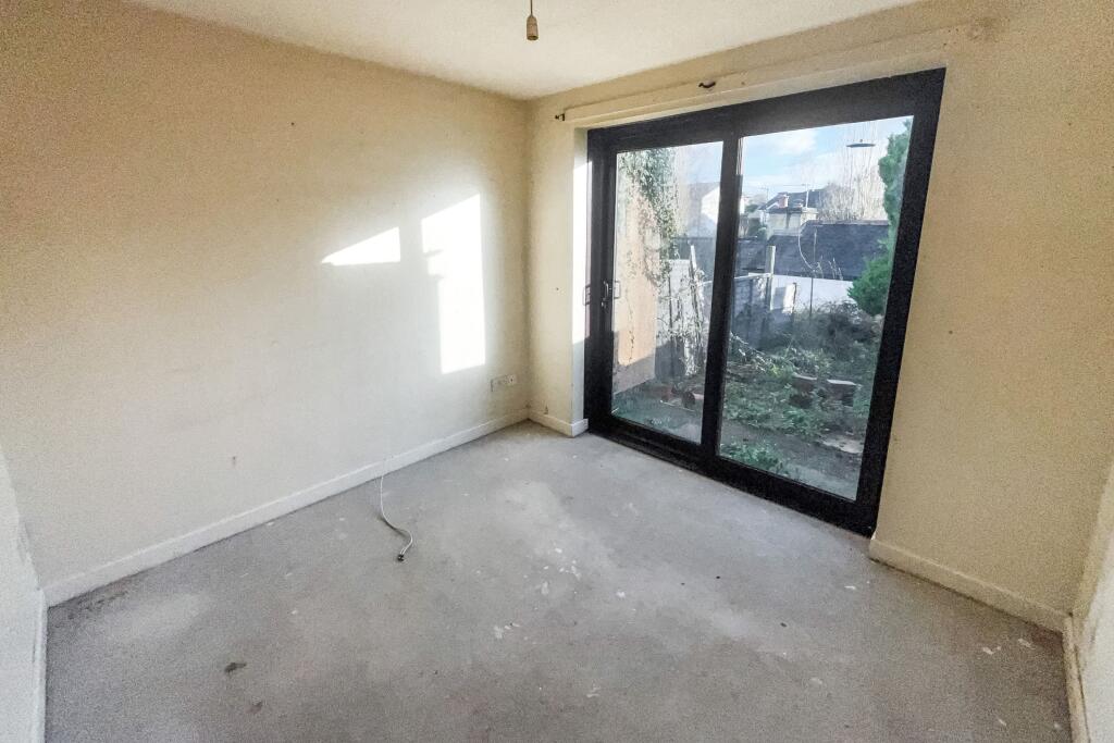 7 Grove Close, Totnes, Devon, TQ9 5EP