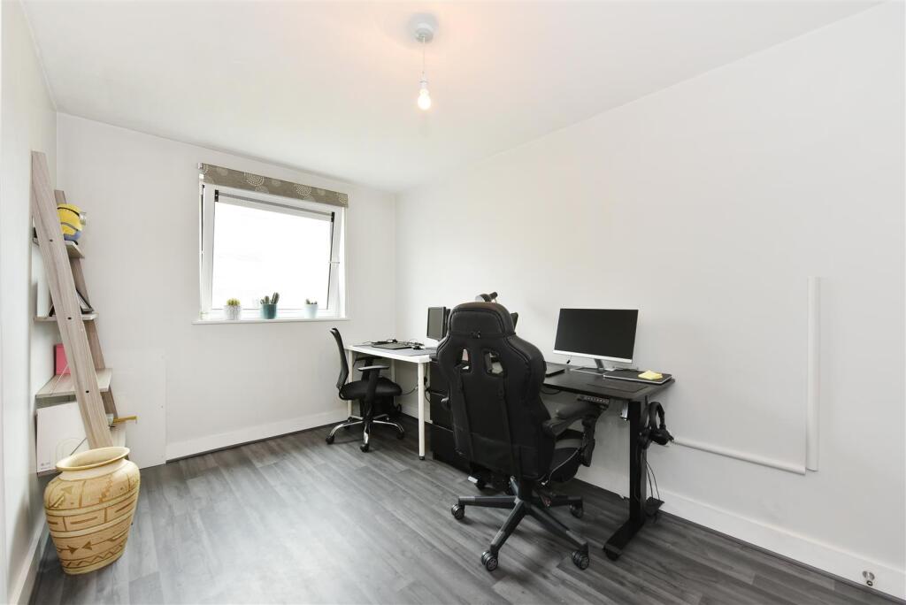 Winward Court (10).JPG