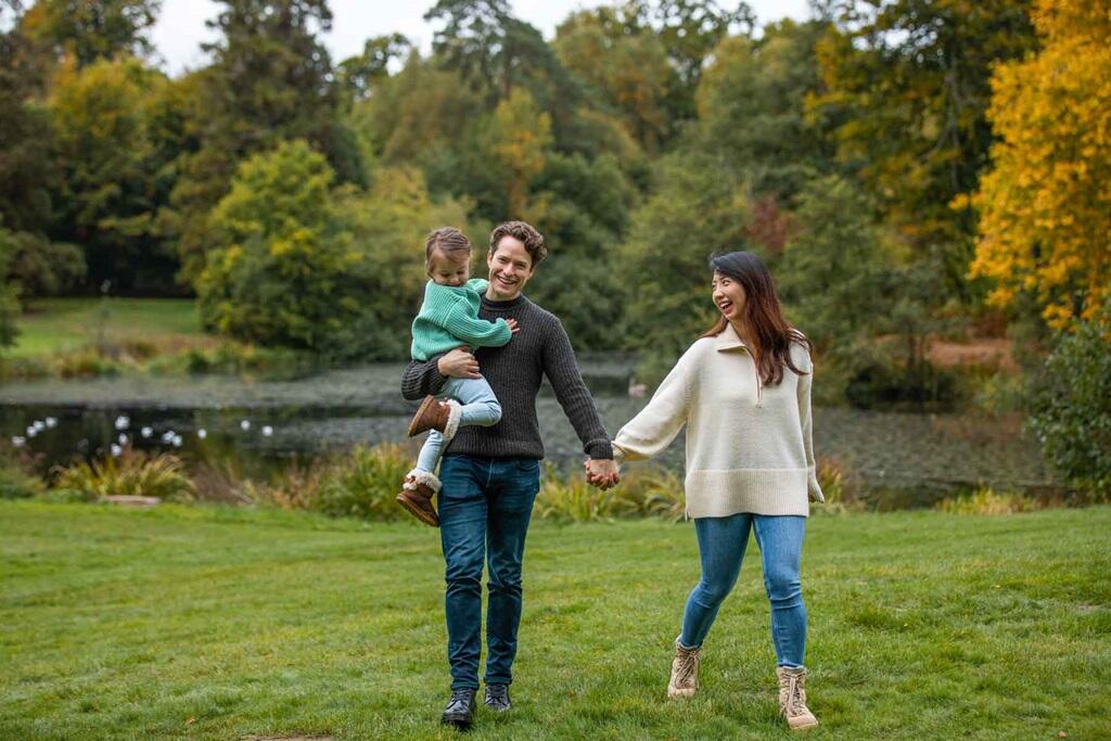 Plenty of outdoor space on your doorstep with Virginia Water lake just 4 miles away