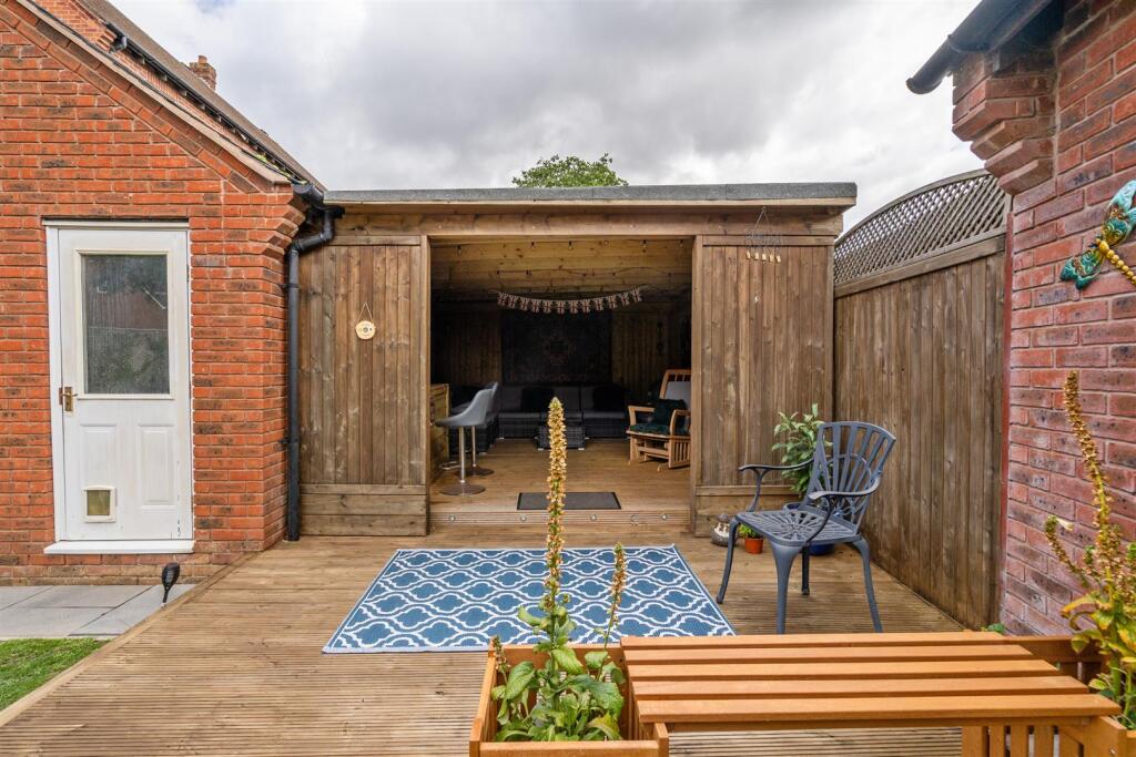 122 Rumbush Lane_24.jpg