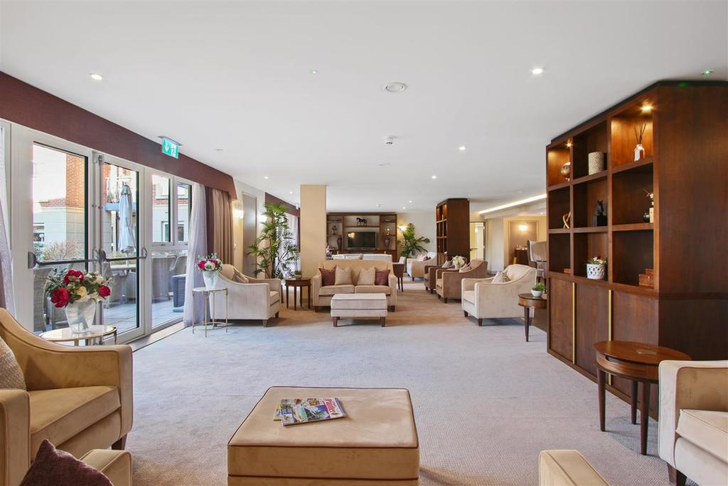 a6703332-2d6f-4465-a285-e788d333d85eLEMCS - 54 Aug