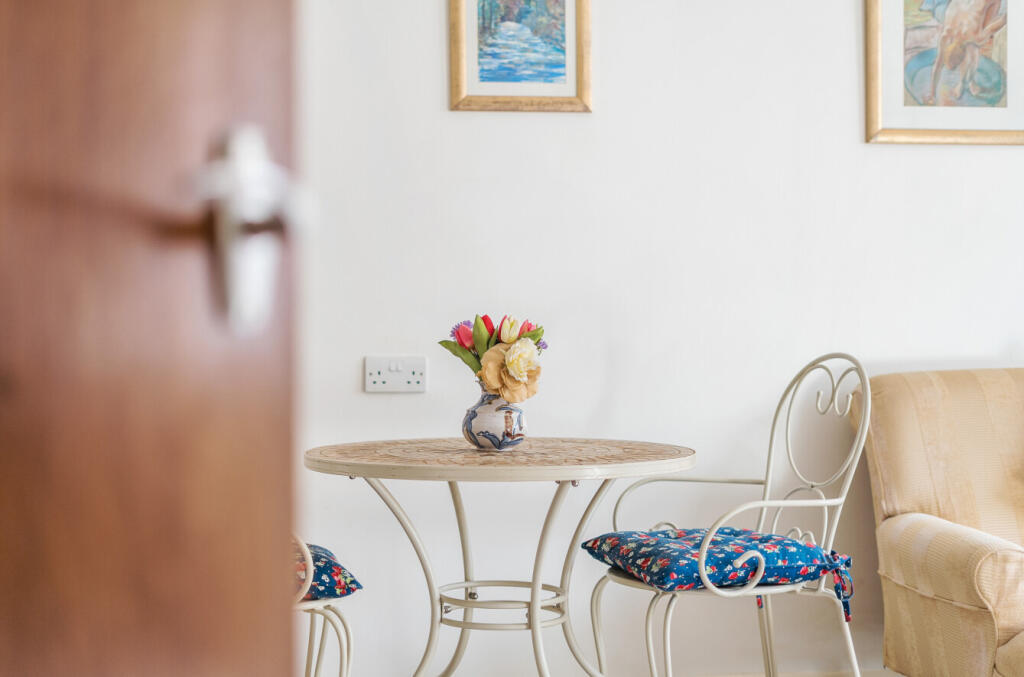 1363016-10-68f771...