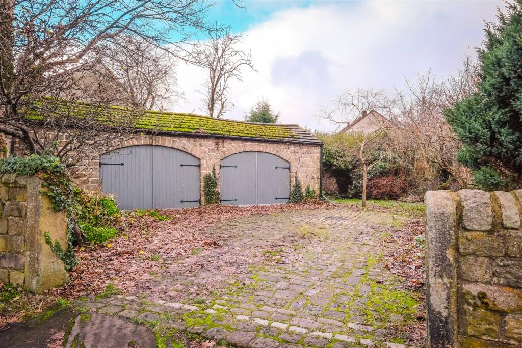 Double Garage