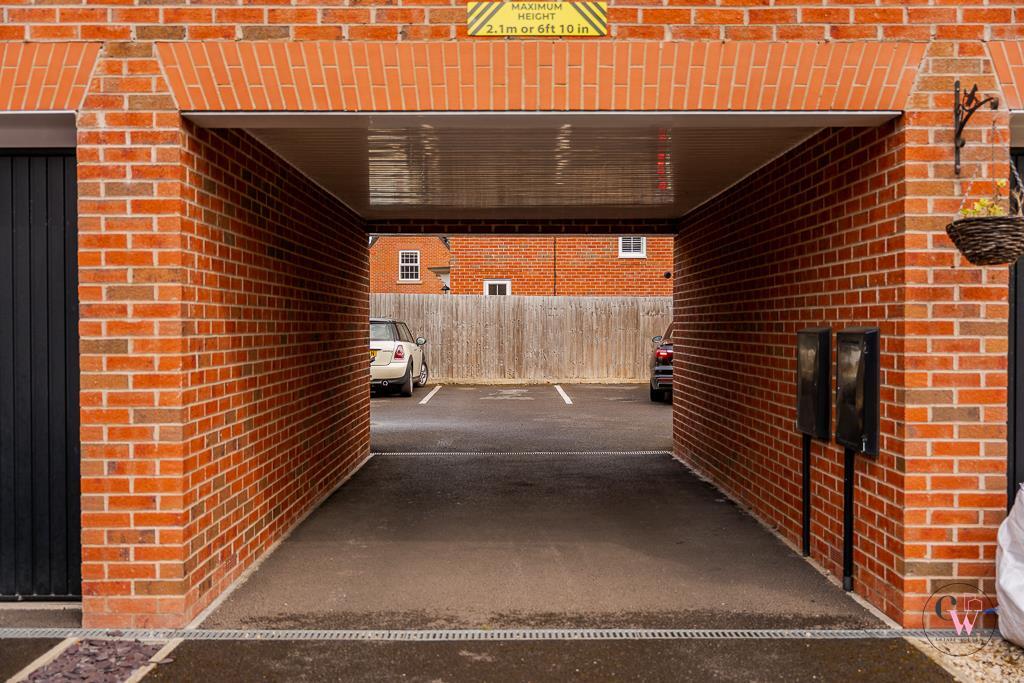42 Western Way, Winnington-20.jpg
