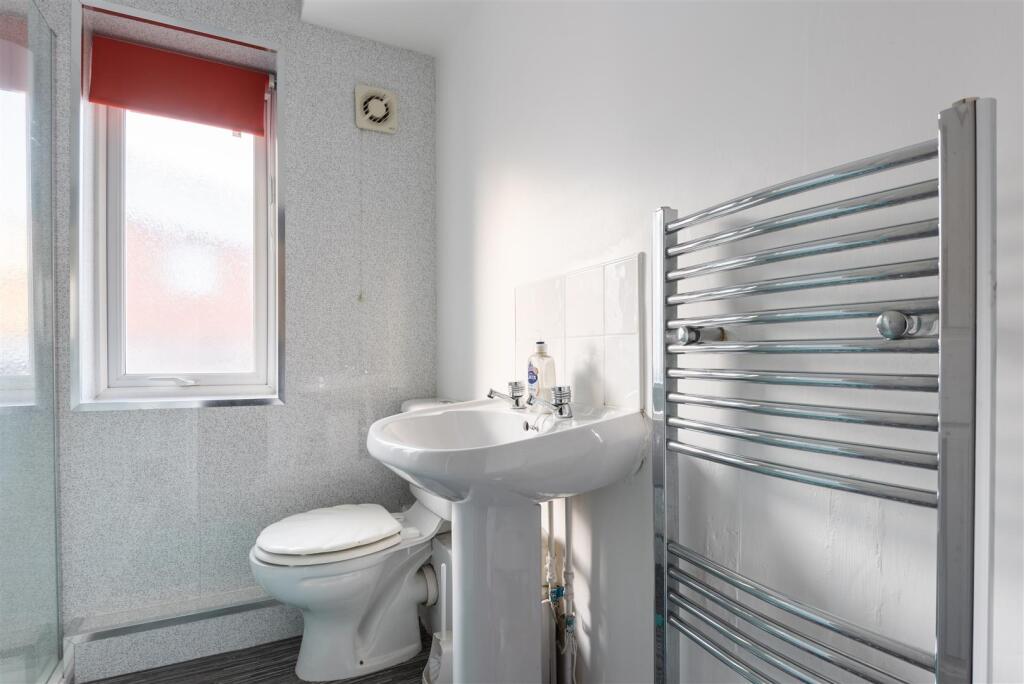 121 Longley Avenue West-8.jpg