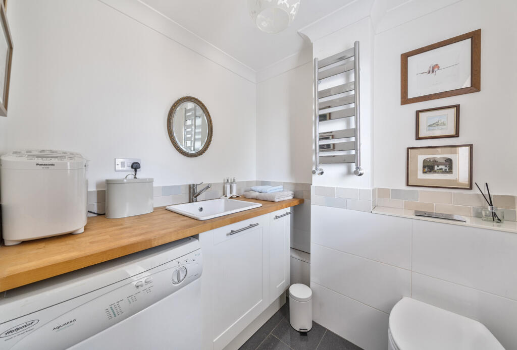 1313597-7-6852d14...