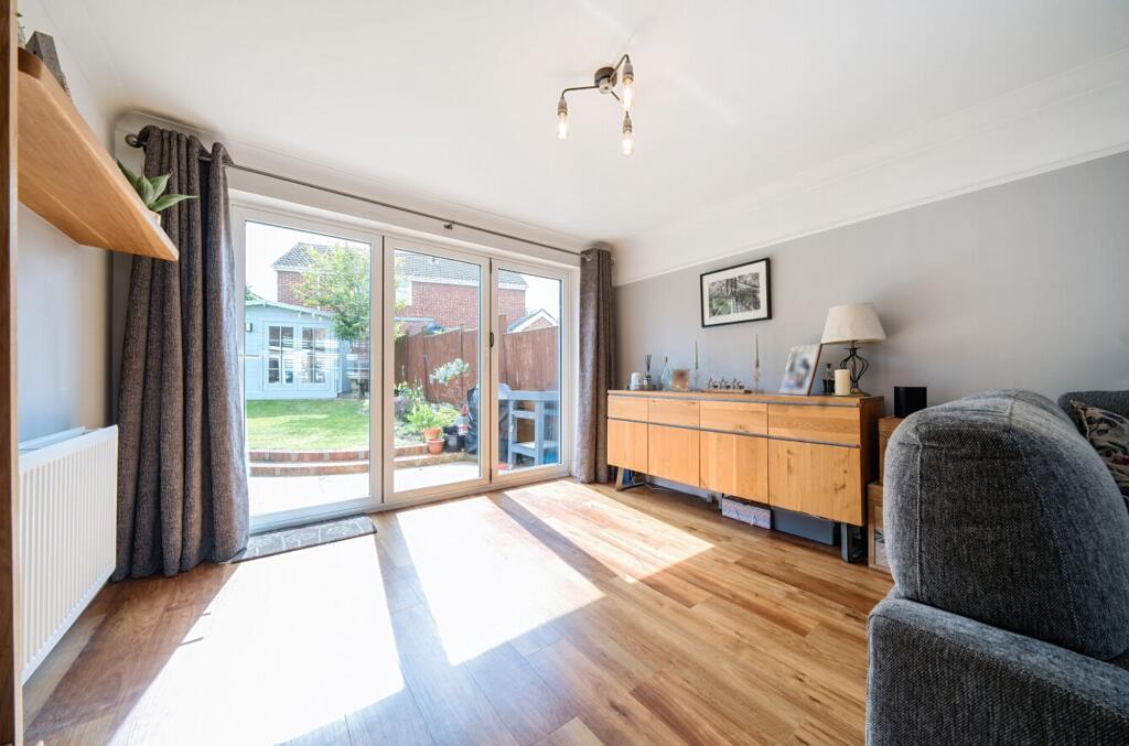 Dual Aspect Reception Room