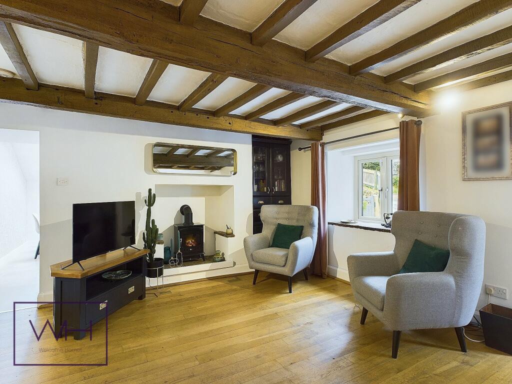 SECOND LOUNGE CAM037