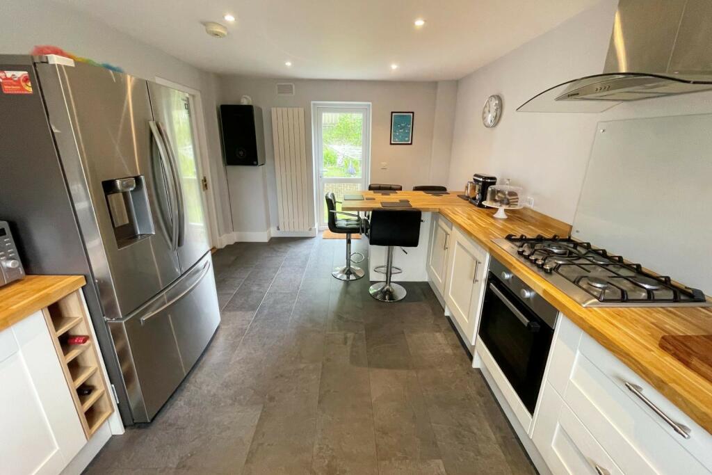 Kitchen/Breakfast Ro