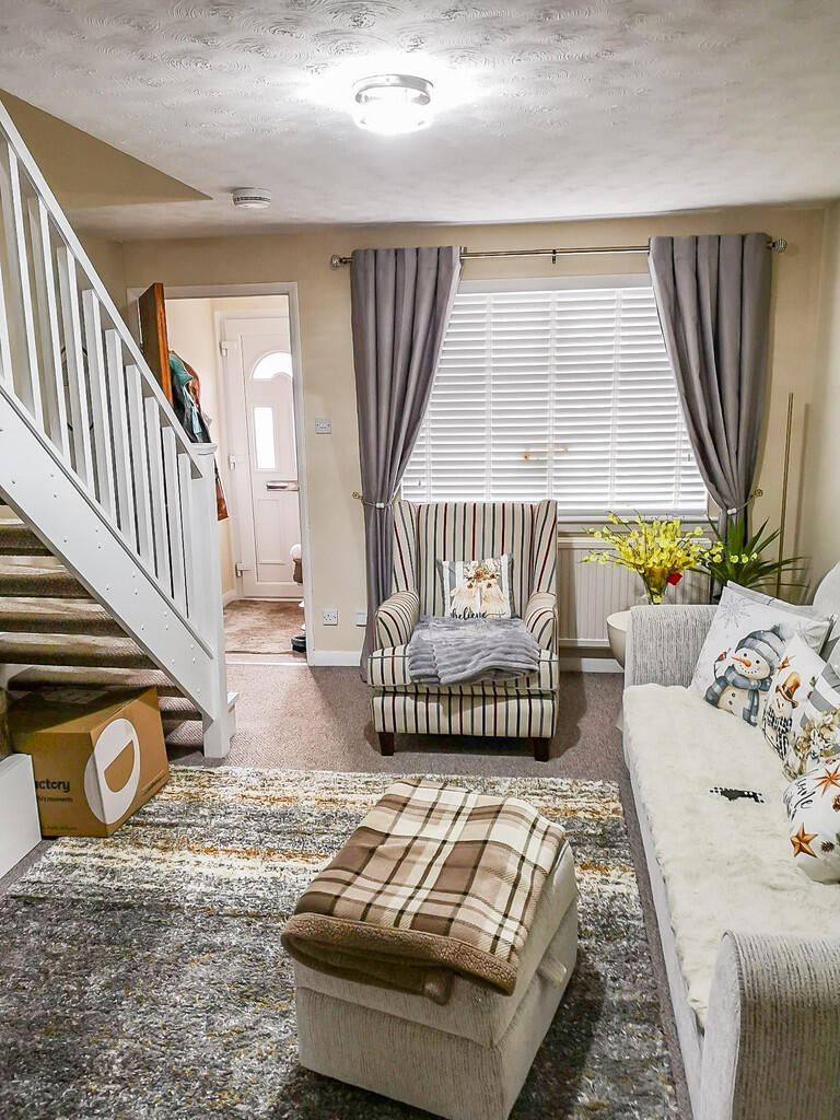 42 Limebank Park ...