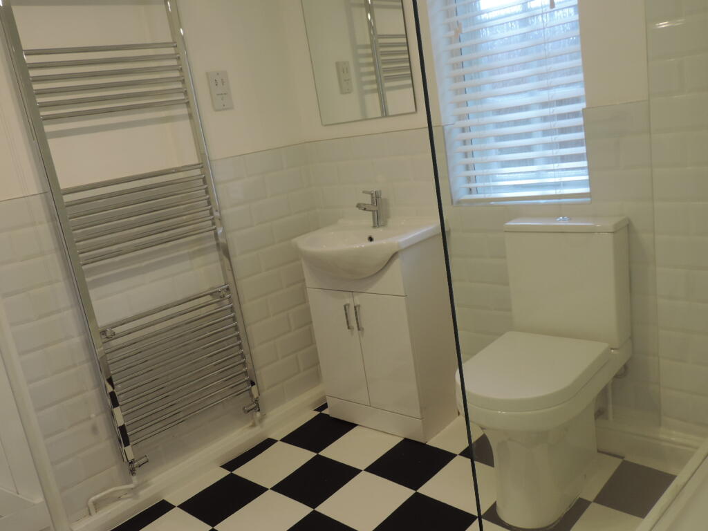 modern bathroom.