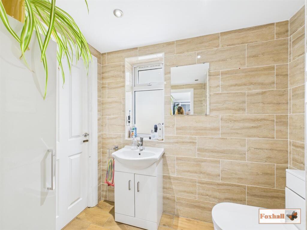 Jack and Jill Shower Room