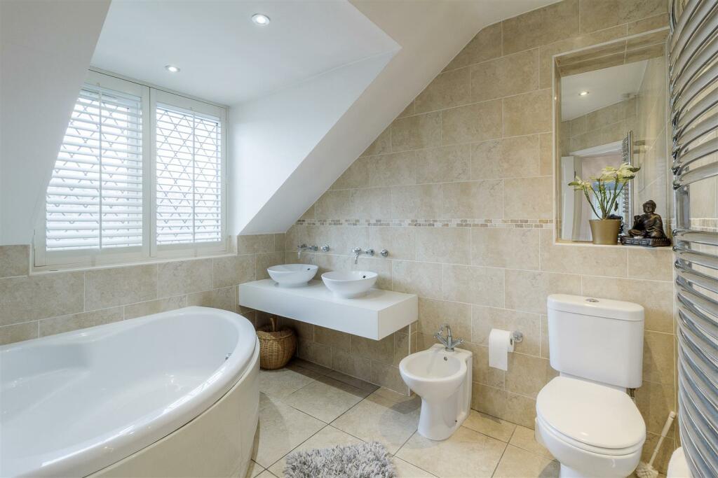 17 Fox's Covert, Fenny Drayton