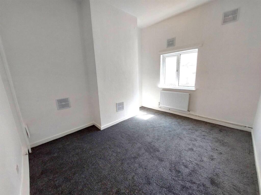 Flat 5 City Road .jpg