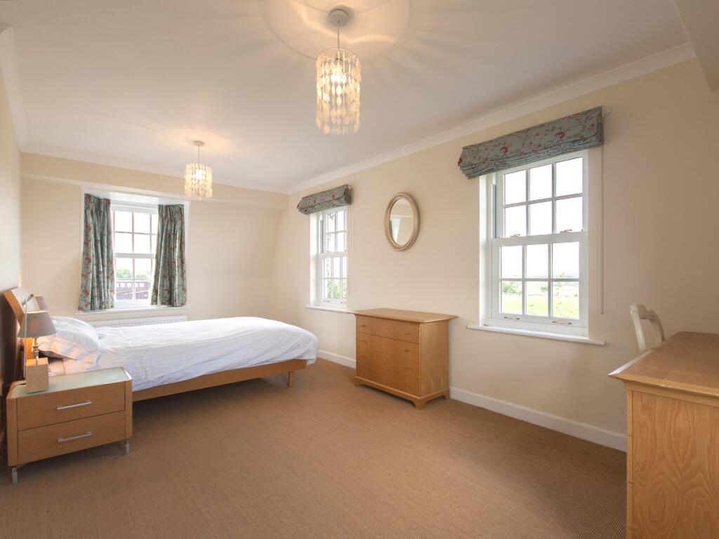 Bedroom7