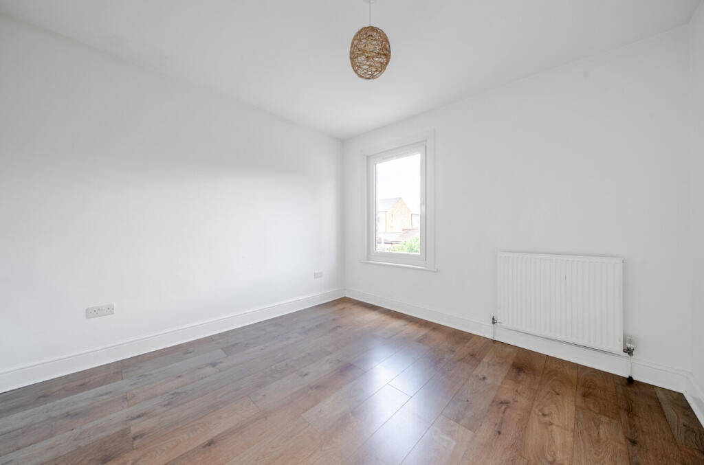 1349687-9-68c0194...