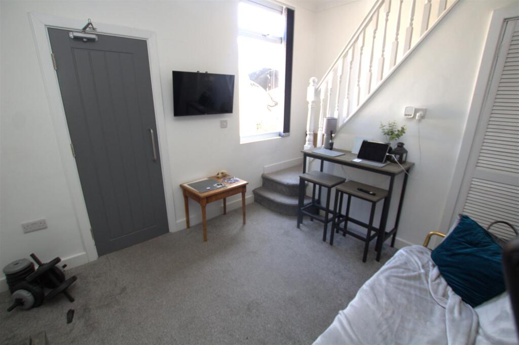 living room .jpg