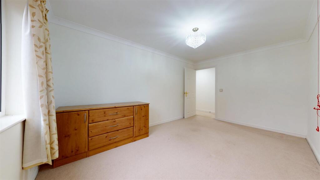 Henbury Court Bedroom