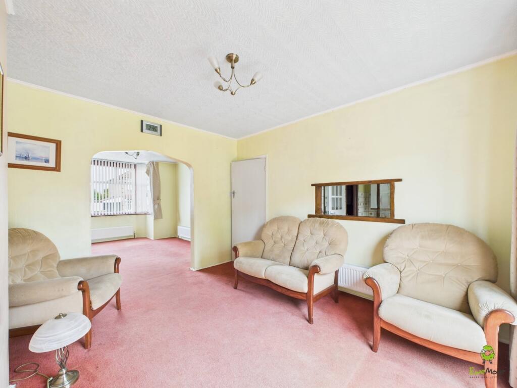 Presented by Nicoleta at EweMove Bexleyheath and D