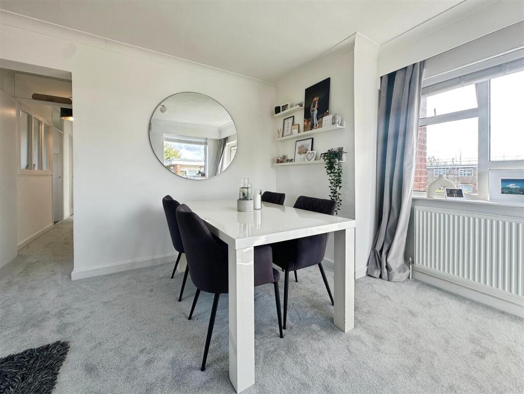 7b6149a7--4933-8CF4-B3CA7590D516-36958-00000CC4C85