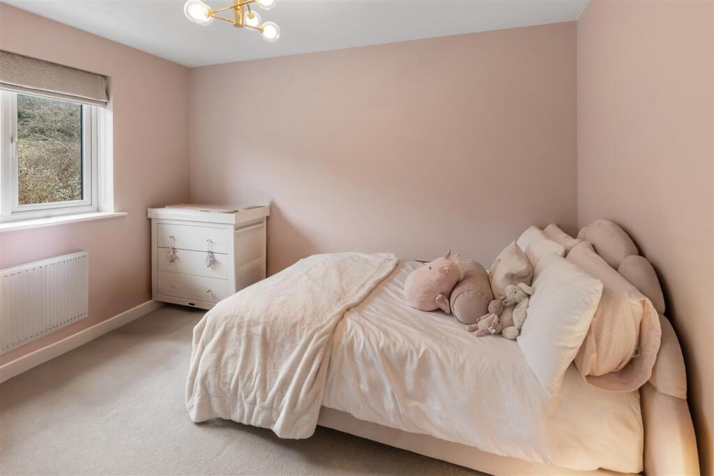 Bedroom 2c.jpg