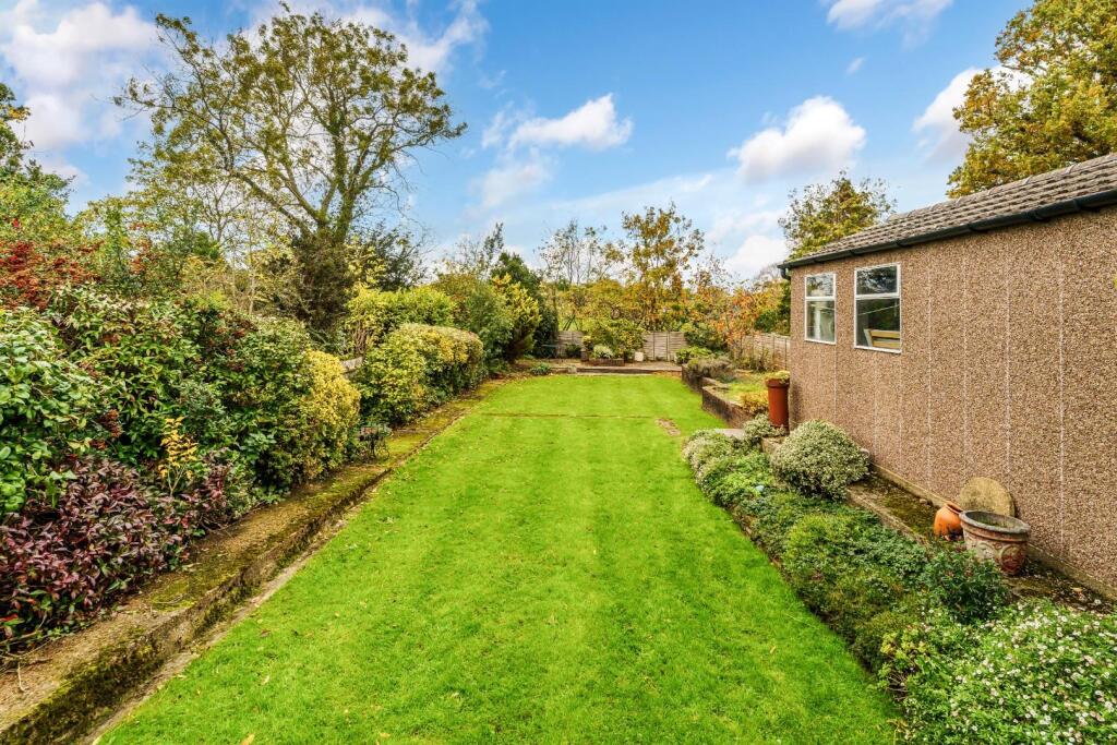 THORNDON GARDENS (1).jpg