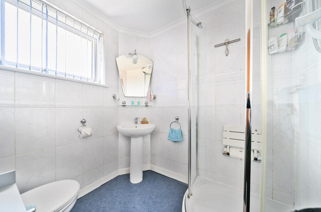 -684802b56cb0d-l-1301705-6-6843381957b7c