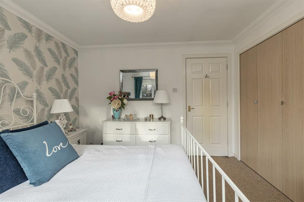 18 Cleuch Avenue North Middleton 26.JPG