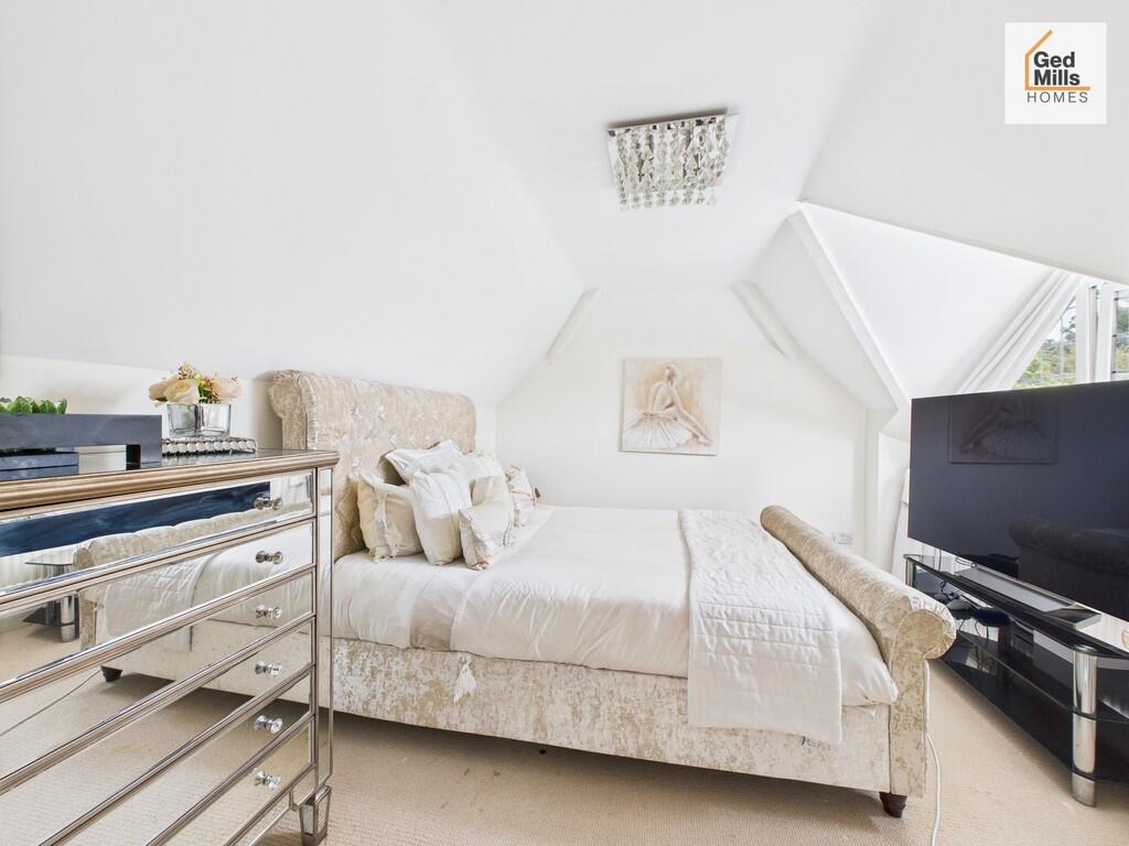 CAM04261G0-PR0080...