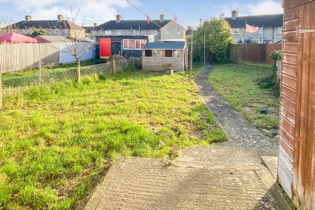 65 Woodlands Road, Chippenham, Wiltshire, SN14 0HQ
