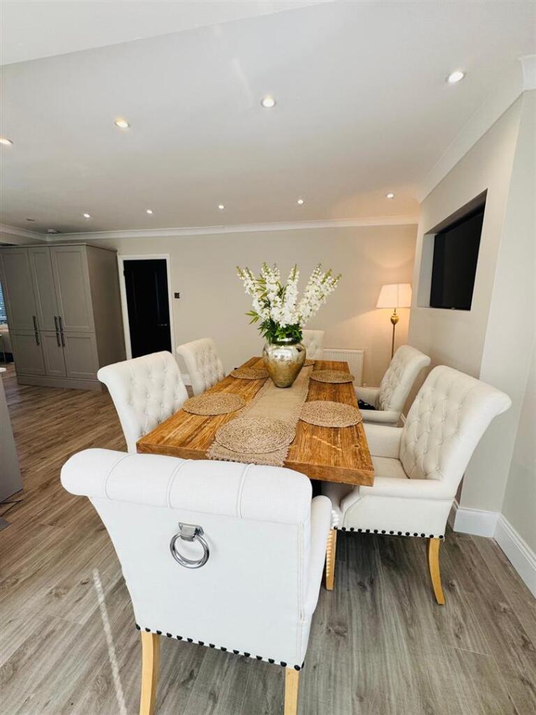 Kitchen Diner Family Room