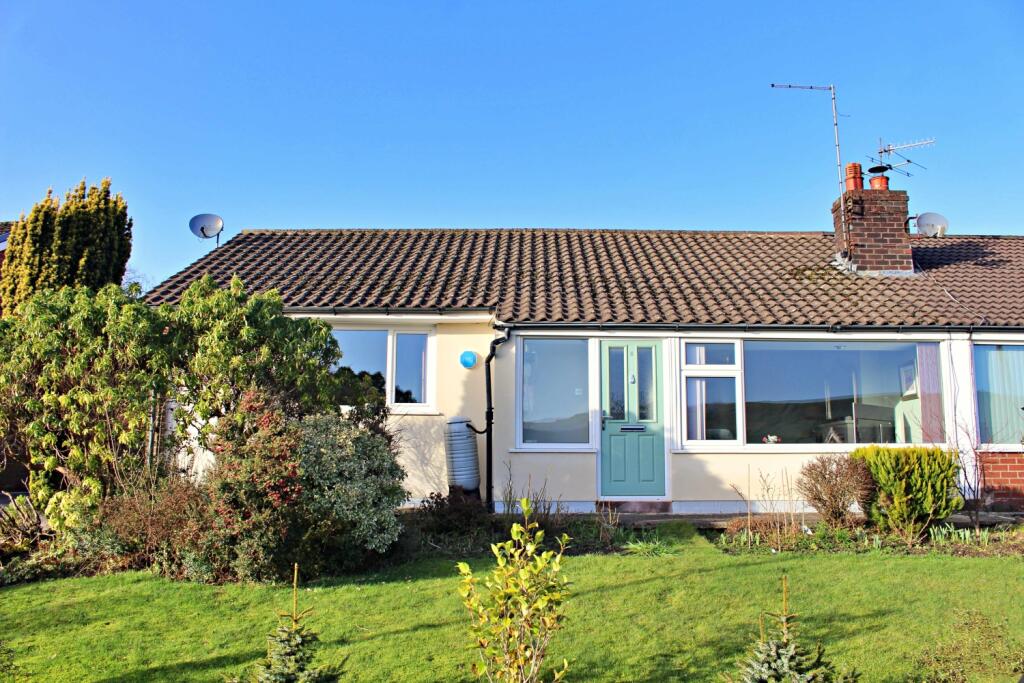 Bungalow at the Front