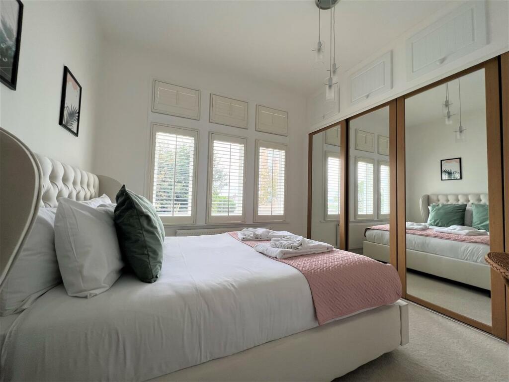 Bedroom.jpg