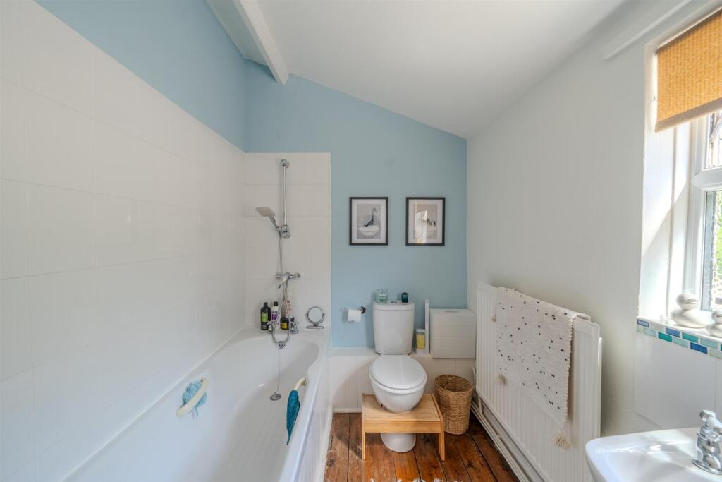 27 Belle Vue Road-7.jpg