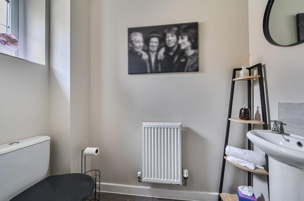 1385457-9-69285e4...