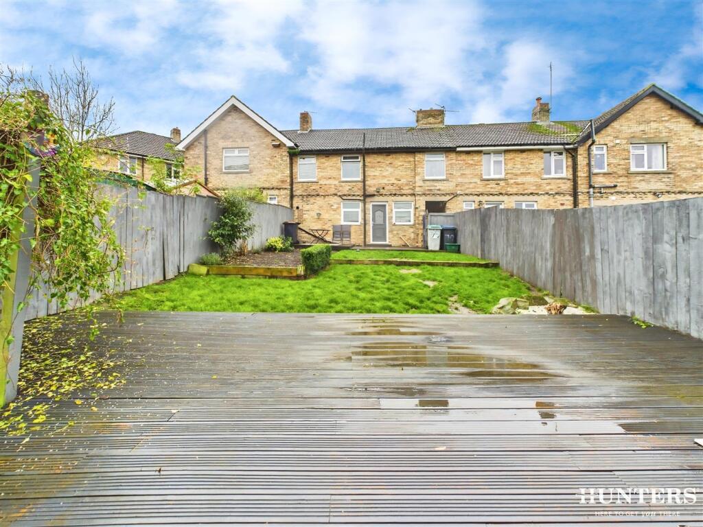 b4c4be26-CAM03792G0-PR0348-STILL027.jpg