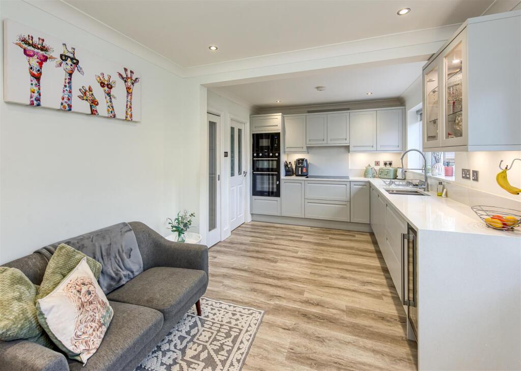 111 Rookery Road-Kitchen (2).jpg