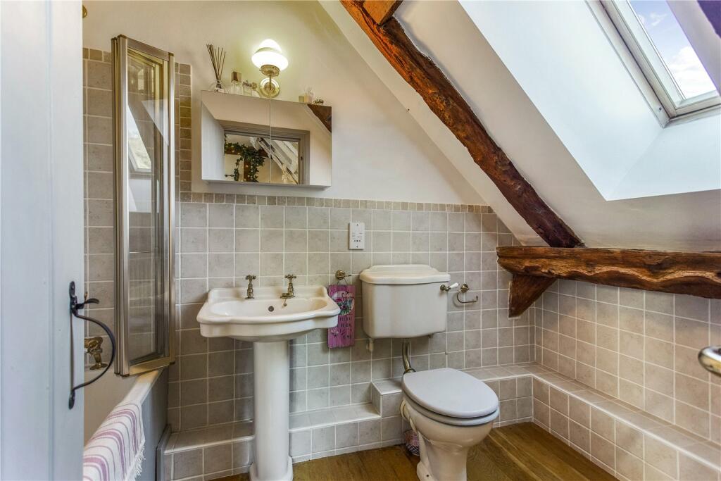 Bed 2 Ensuite