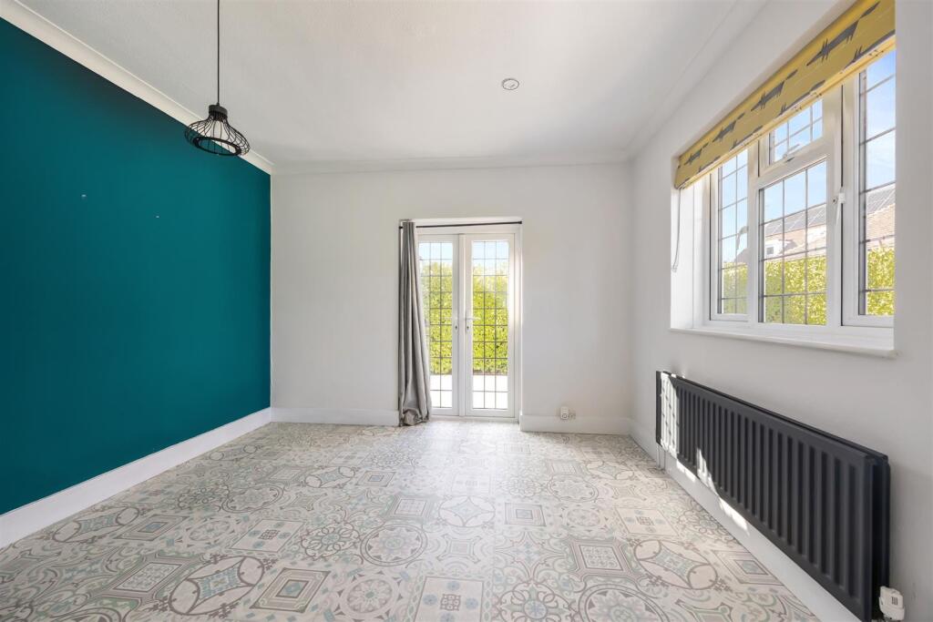 Grange Park, 14-028.jpg