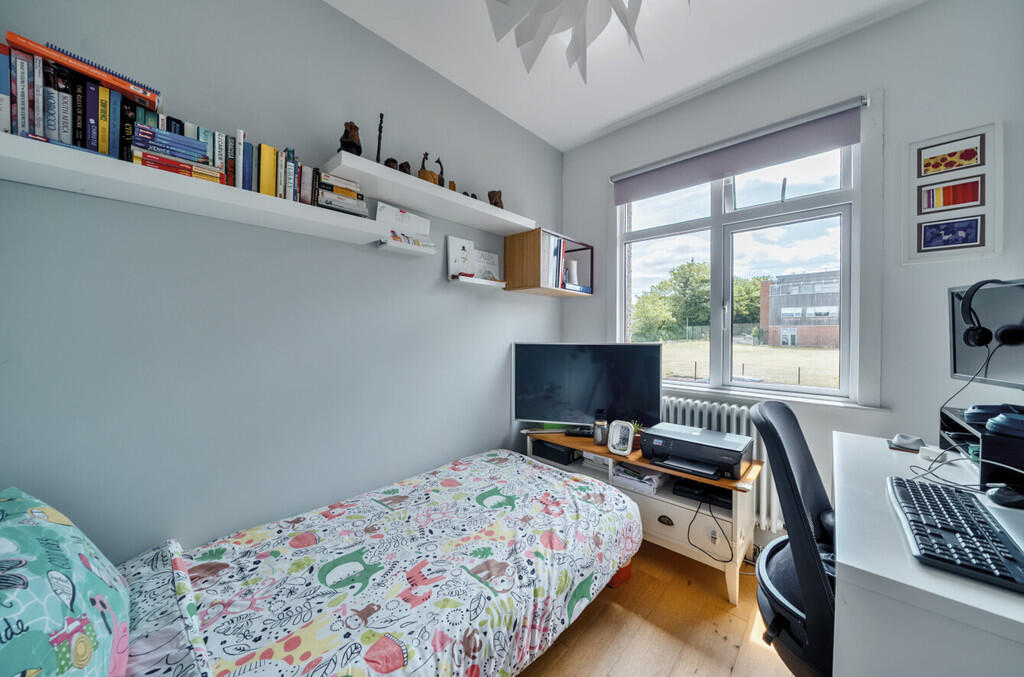 1314703-3-685a505...