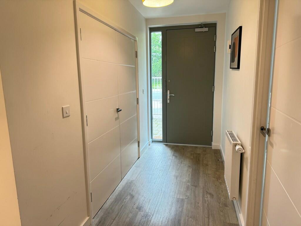 669b76ae-c85a-425...