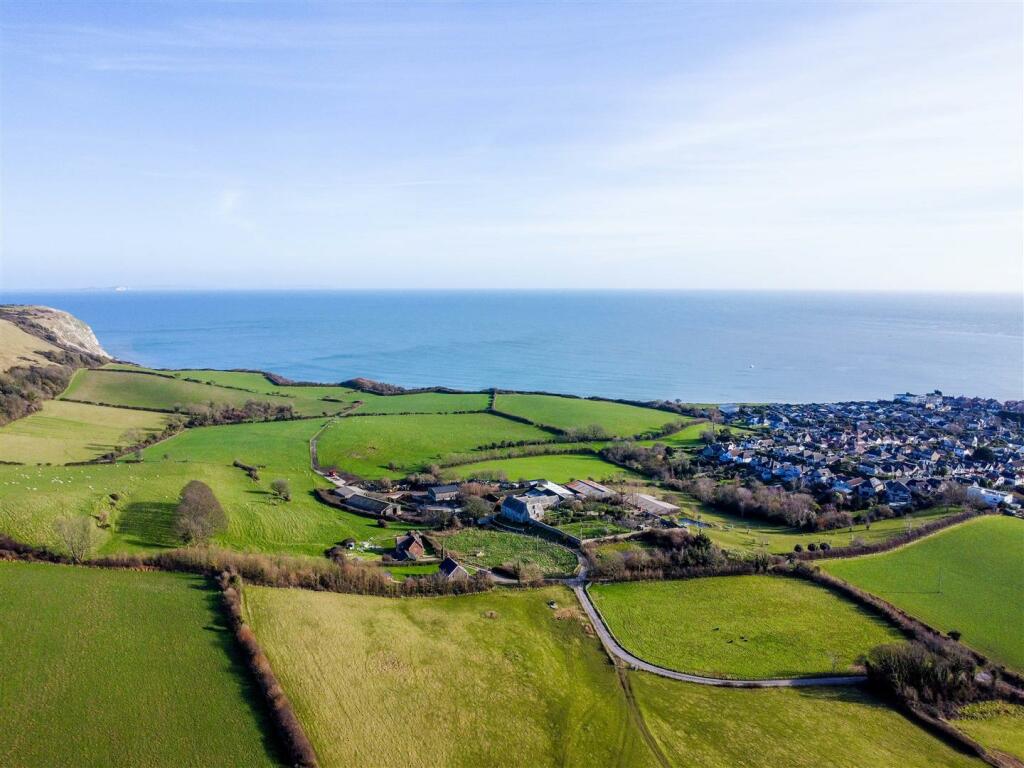 Stunning countryside &amp; sea views