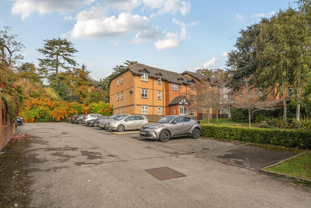 1363756-23-68f8bb...