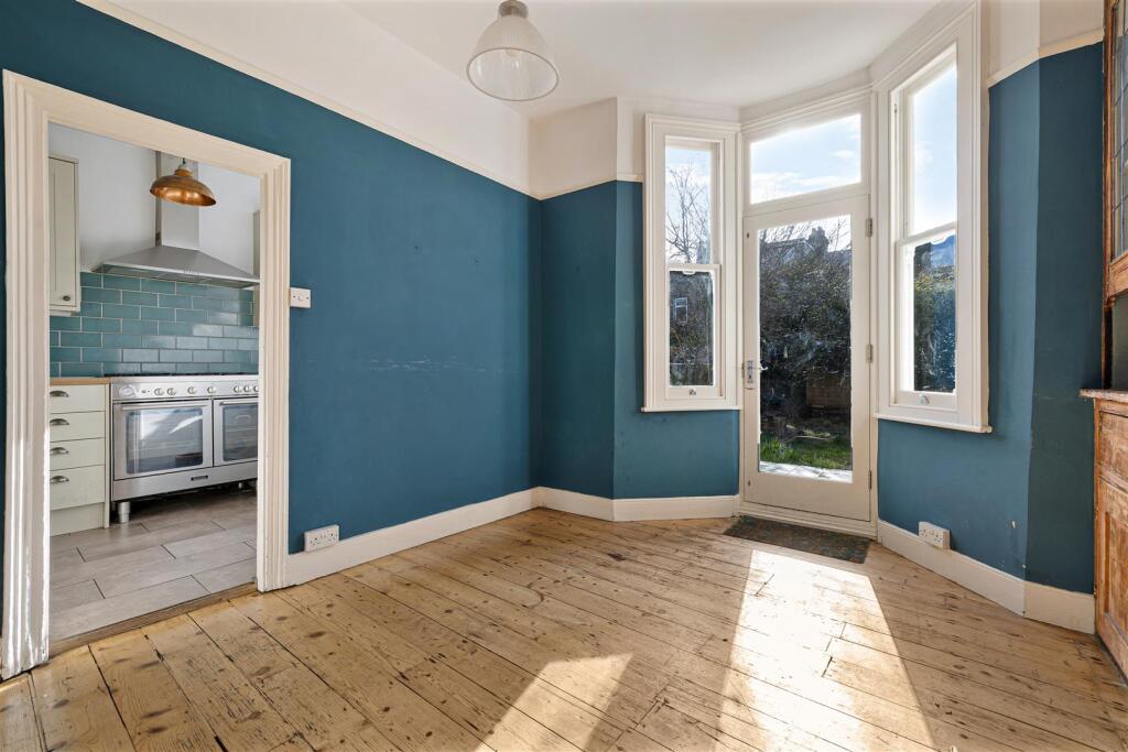 Belgrave Road, E10