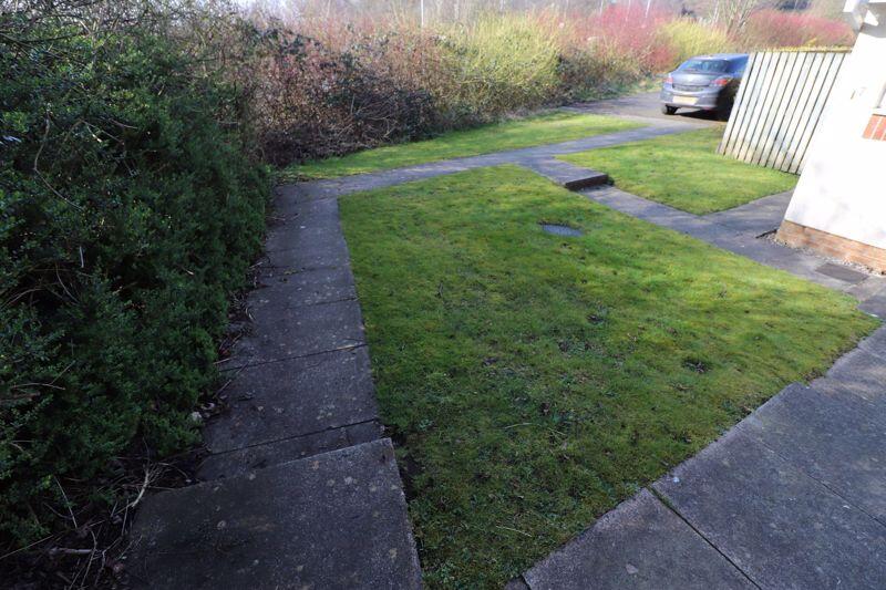 FRONT GARDEN