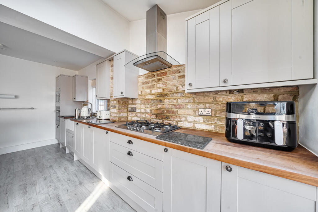 1319003-6-6868768...