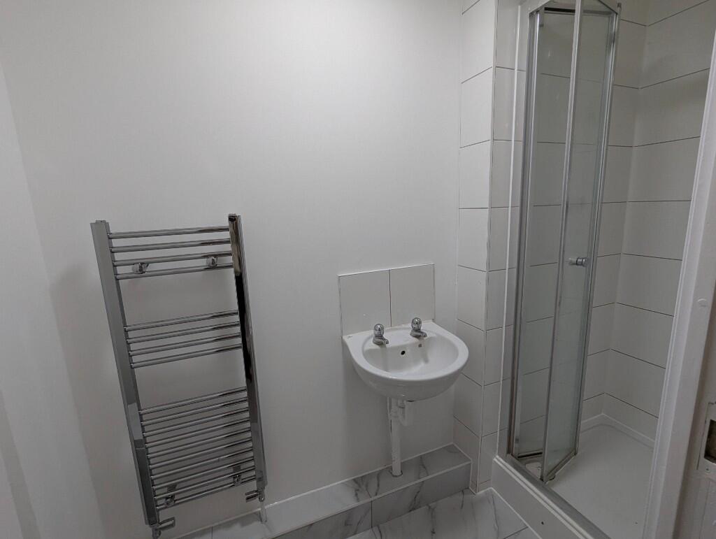 4 bedroom 3 bathroom
