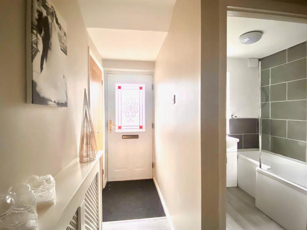 Hall &amp; Bathroom.jpg