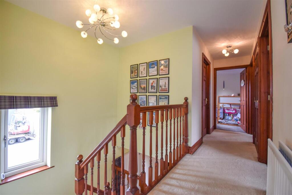 White Rose House Landing.jpg