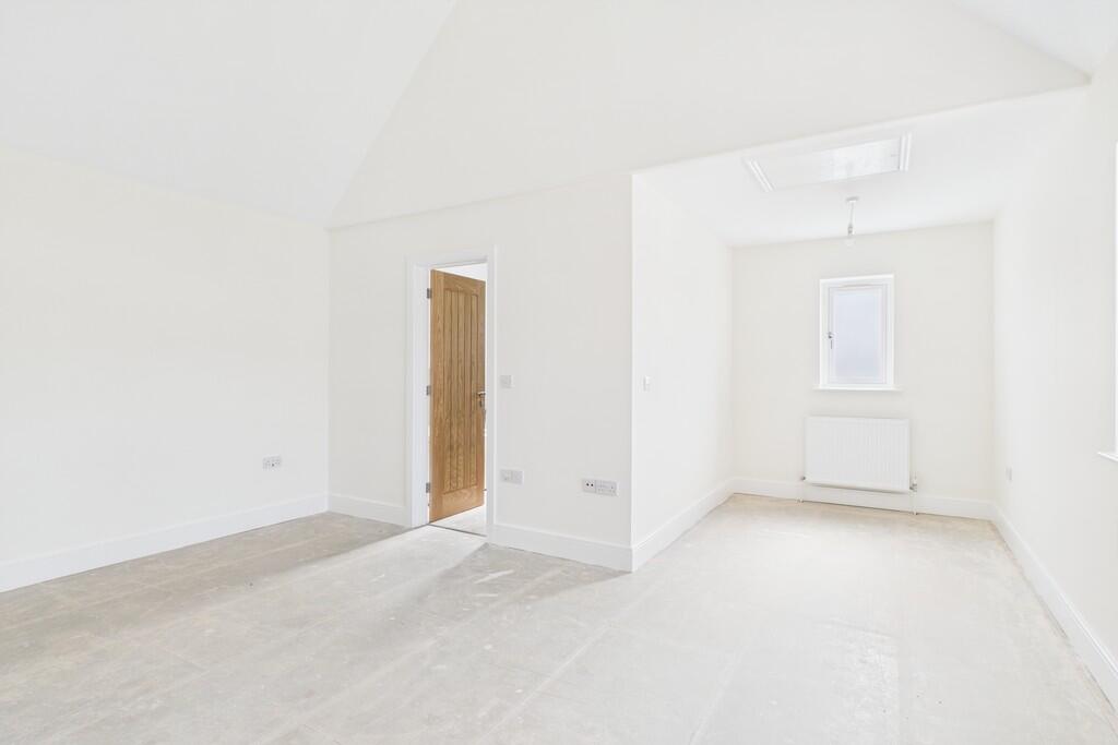 CAM01689G0-PR0460...